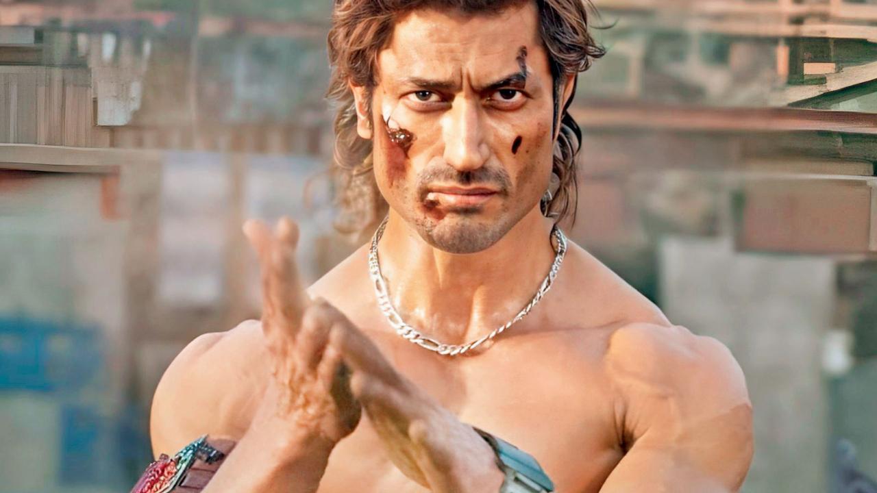 વિદ્યુત જામવાલ